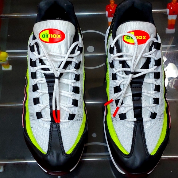 Air Max 95 - Picture 2 of 10